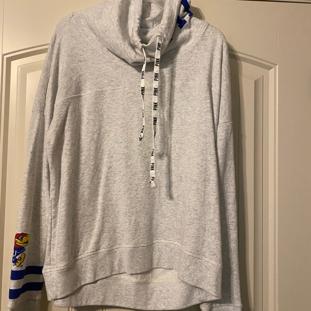Women’s funnel neck sweatshirt